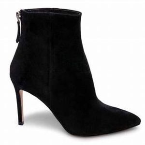 💋SOLD💋 Steve Madden Carey Black Suede Pointed Toe Stiletto Heel Booties Boots